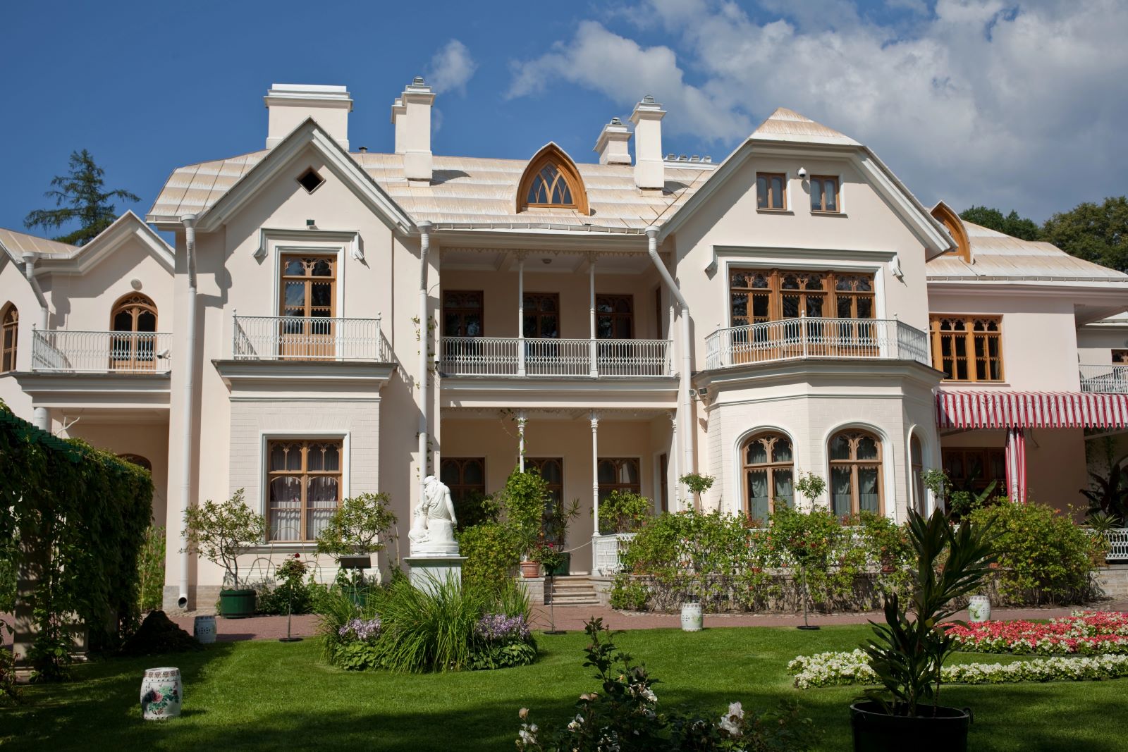 Extravagant House