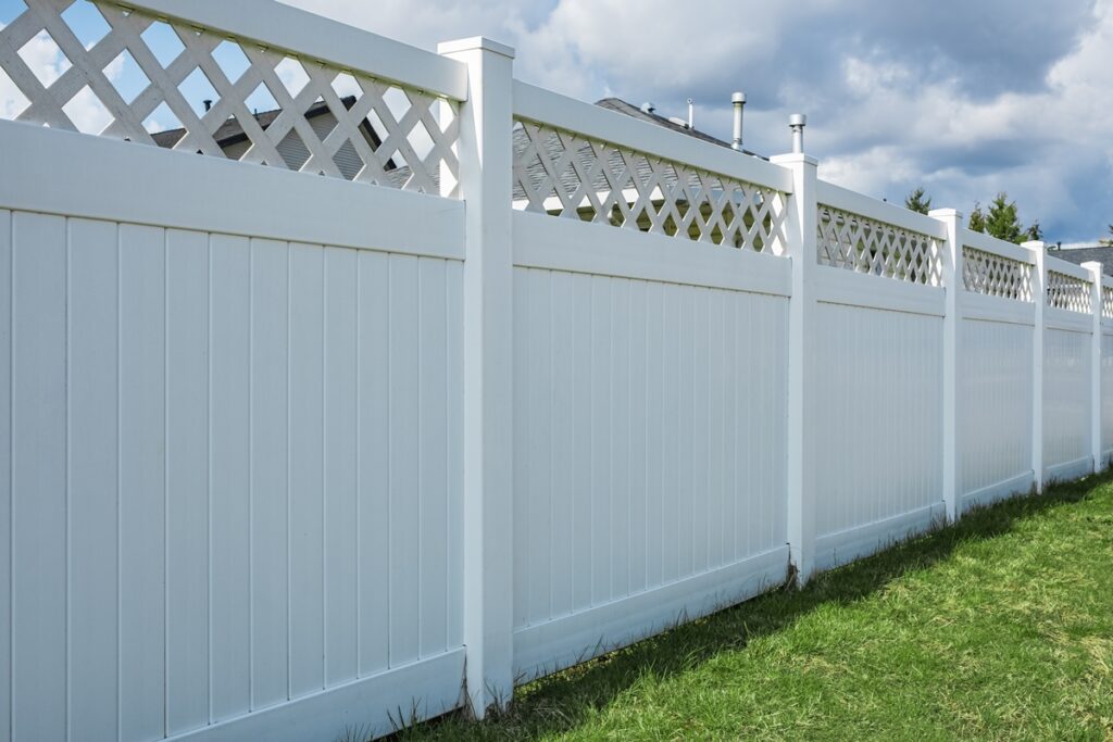 new hardwood wood fence