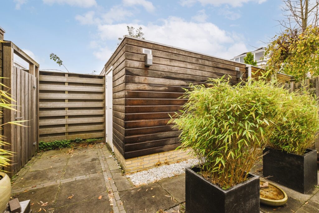 example of wood fence for backyard