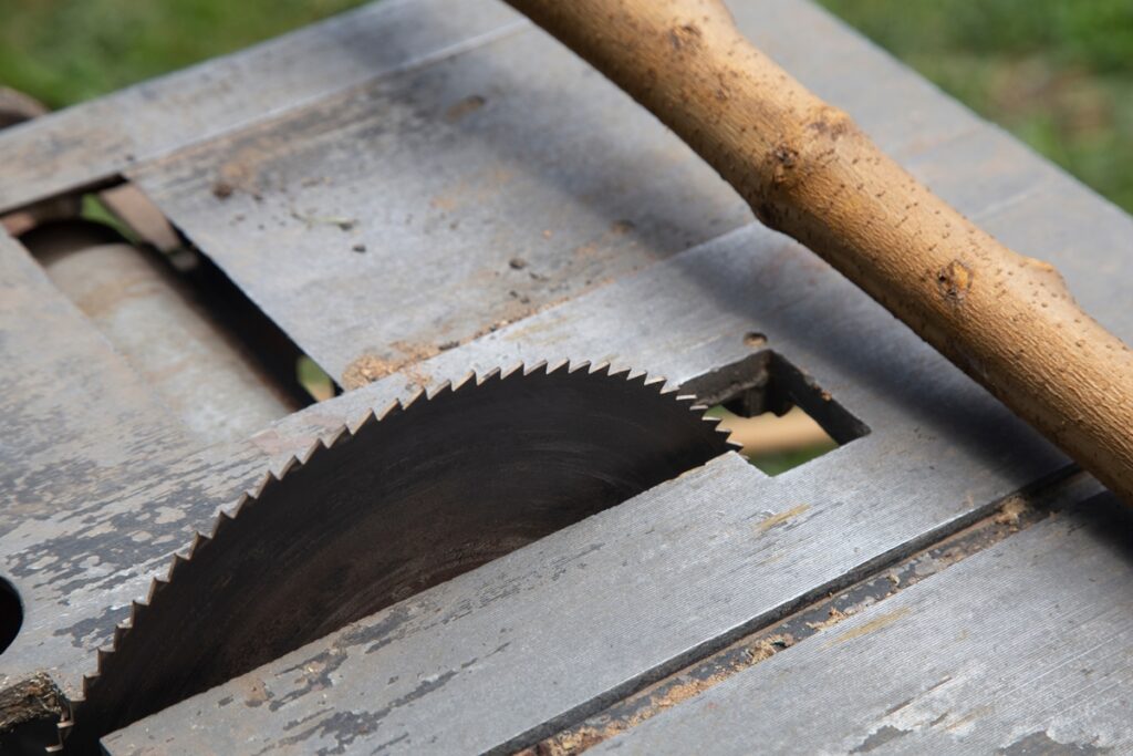 table saw blade size