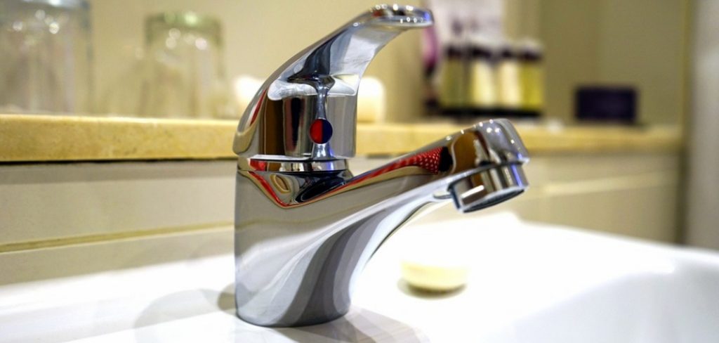 How to Clean Chrome Bathroom Fixtures