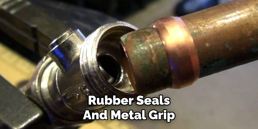 Rubber Seals
And Metal Grip