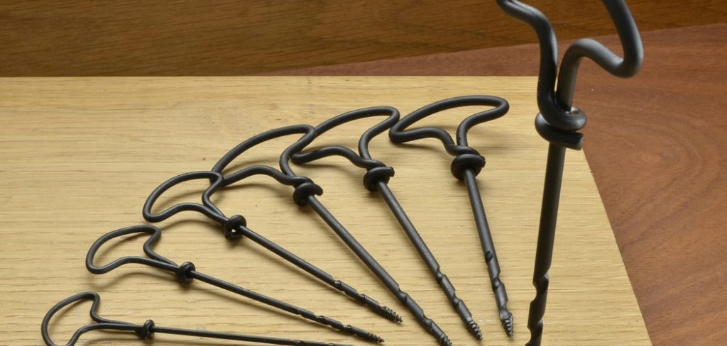 How to Tighten Hand Auger