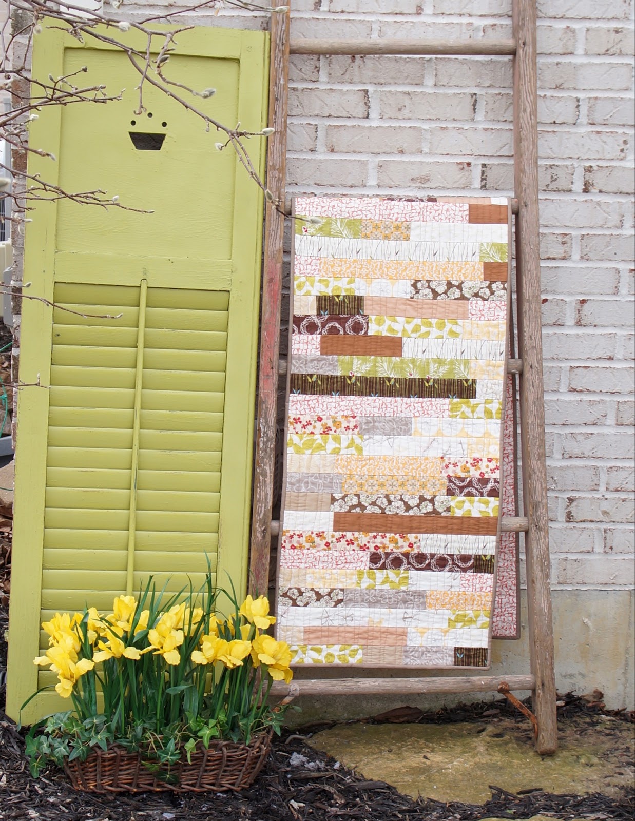 stacked strips quilted table runner patterns