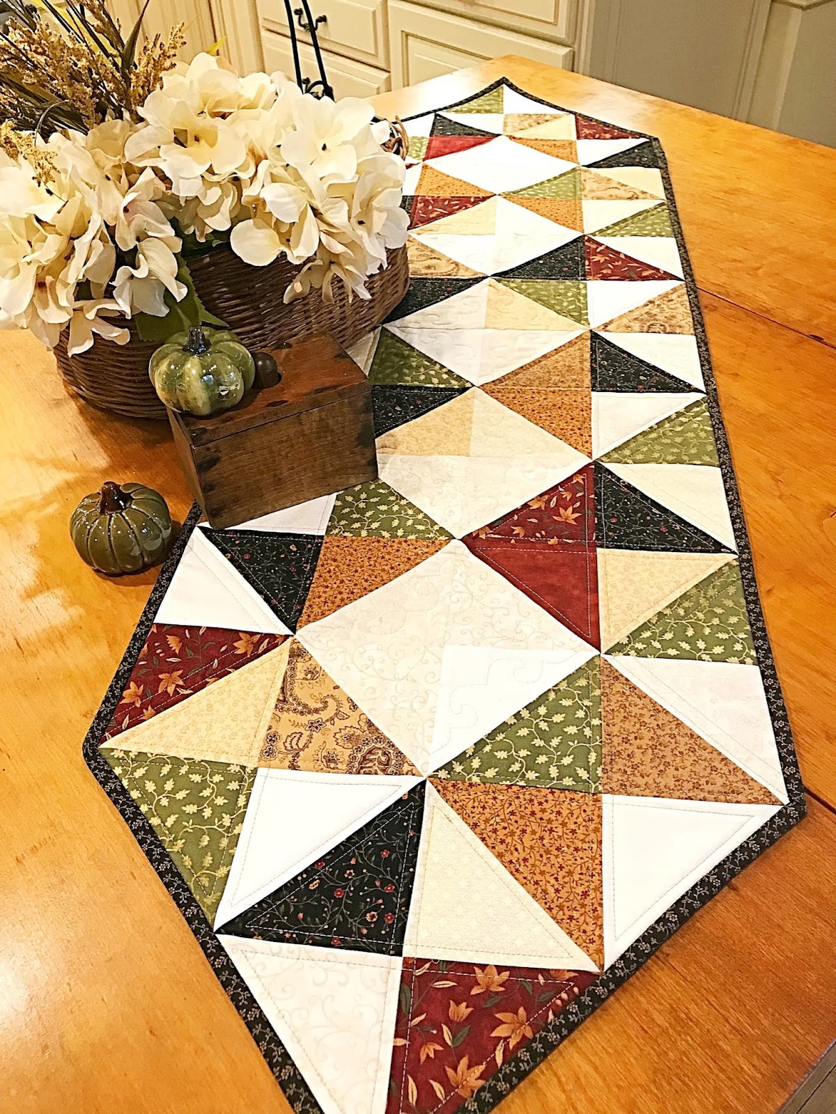 cottage diamonds quilted table runner patterns