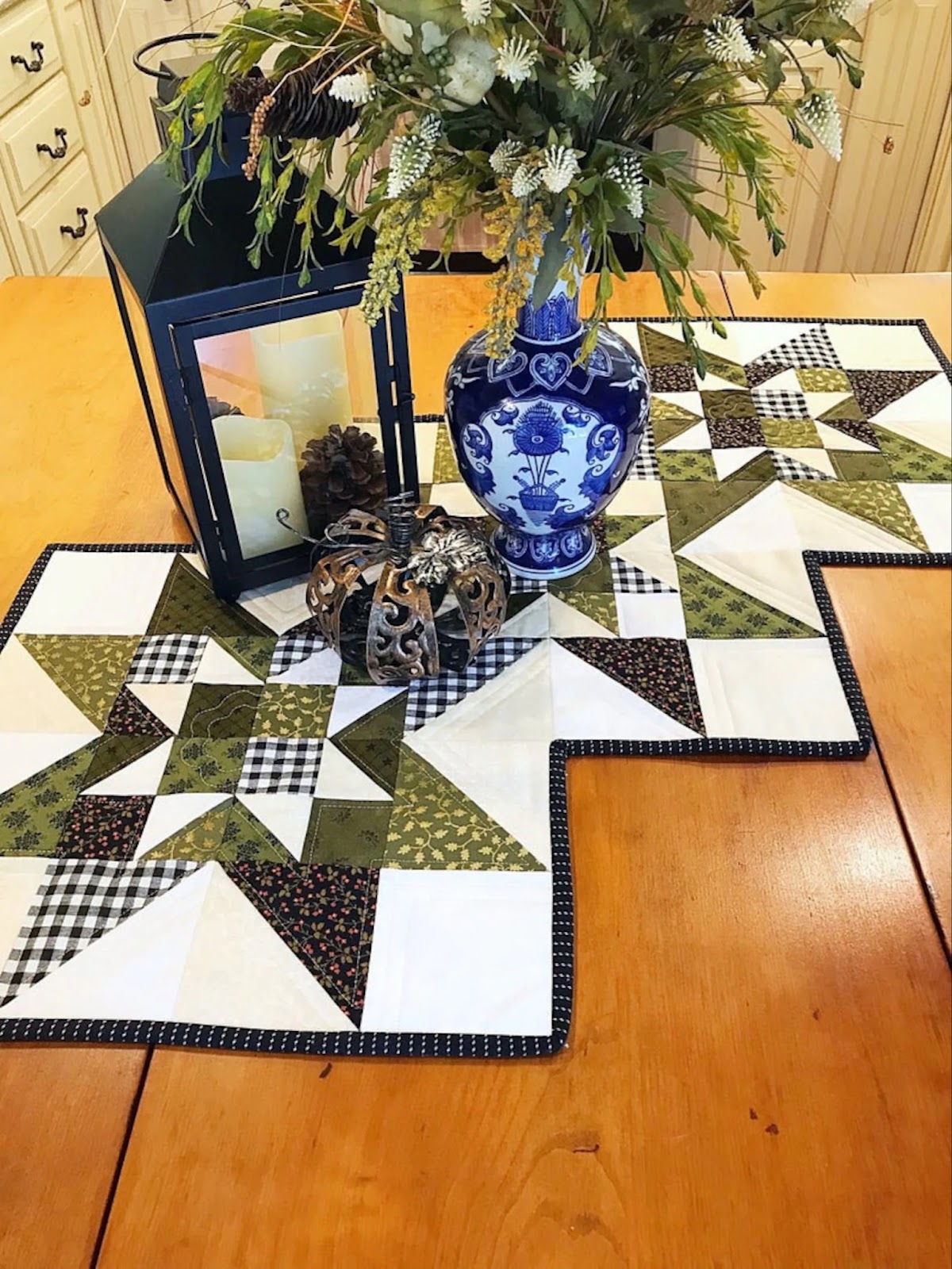 cottage star quilted table runner patterns