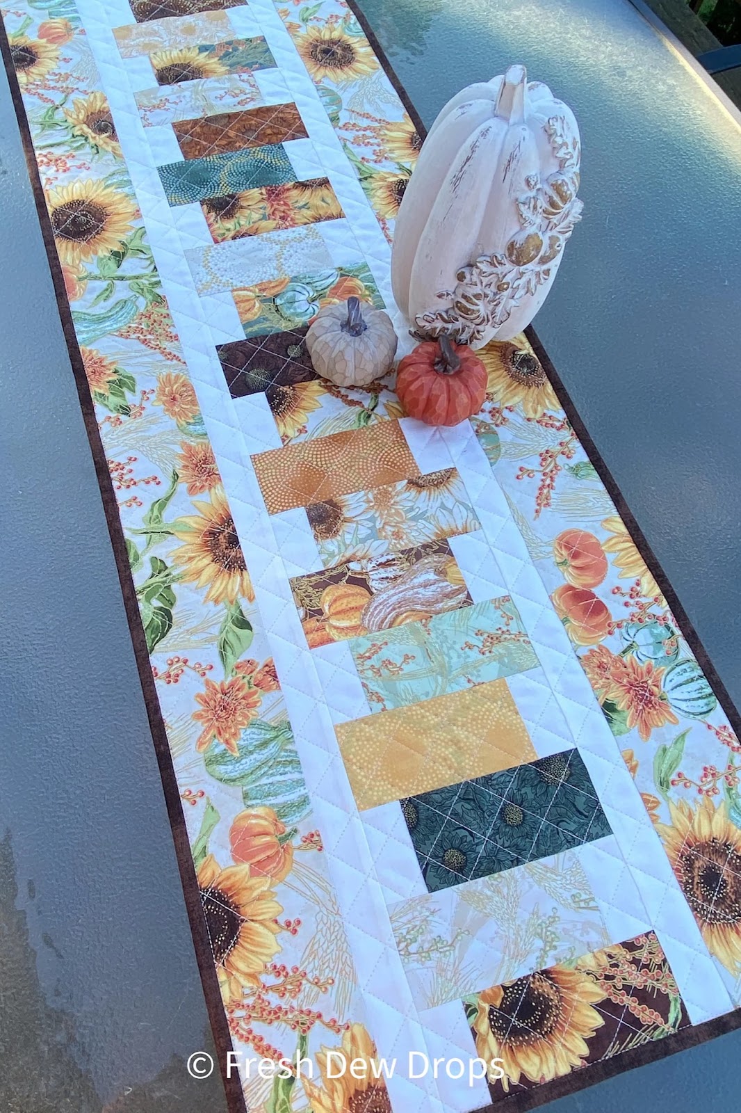 charming breezes quilted table runner patterns