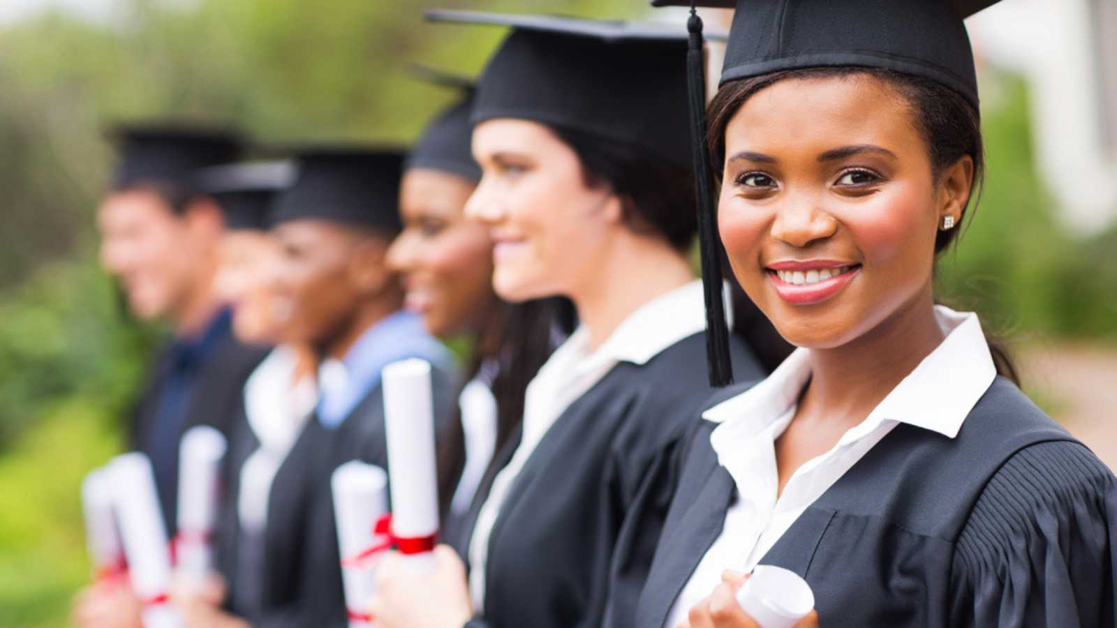5 Students In College Shutterstock
