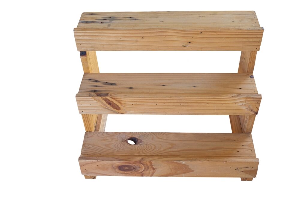 pinewood shelving