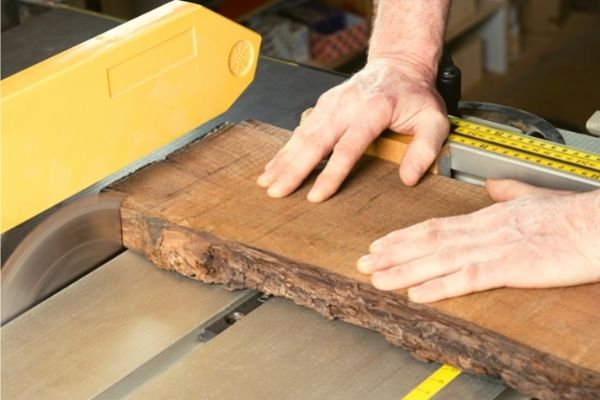 Table saw cross cut