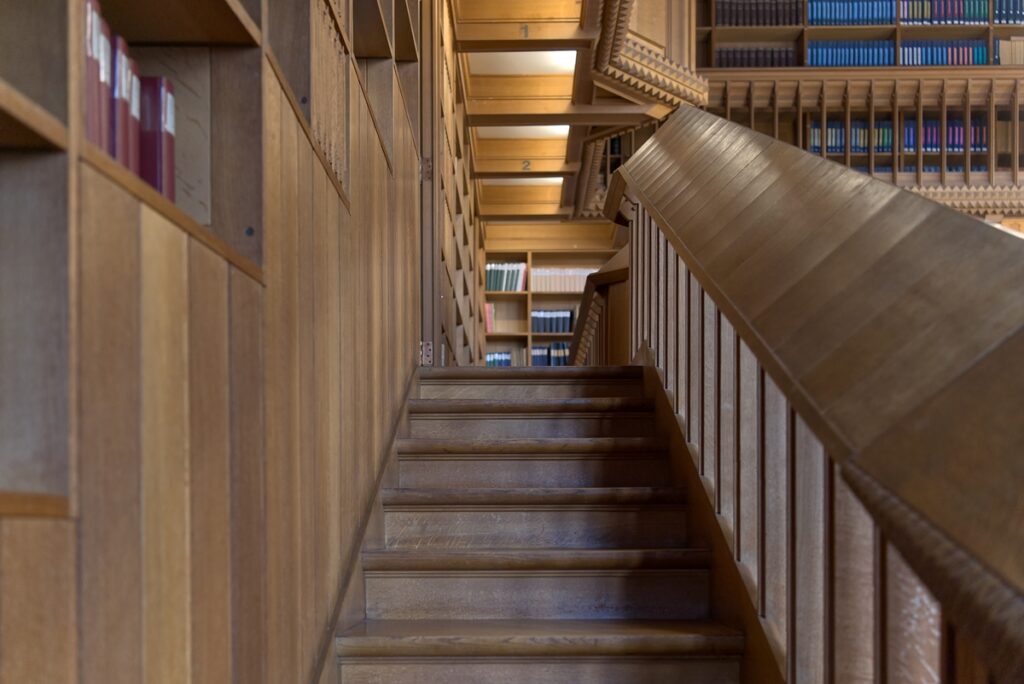 example of wood stairs and disadvantages