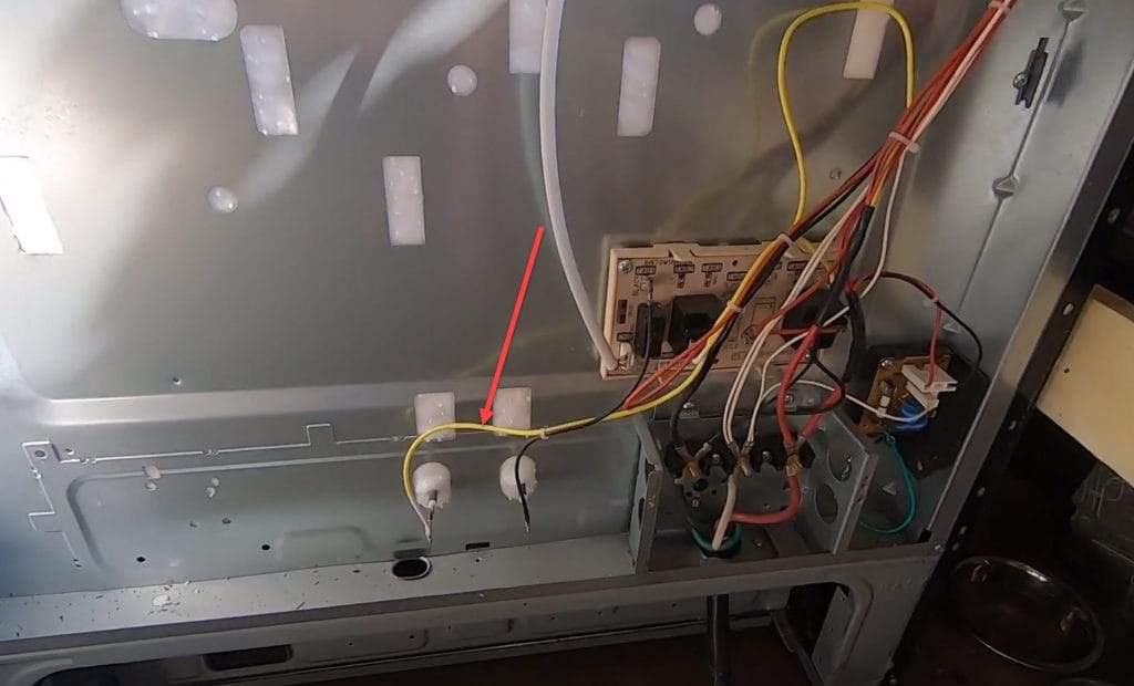 stove keeps tripping breaker